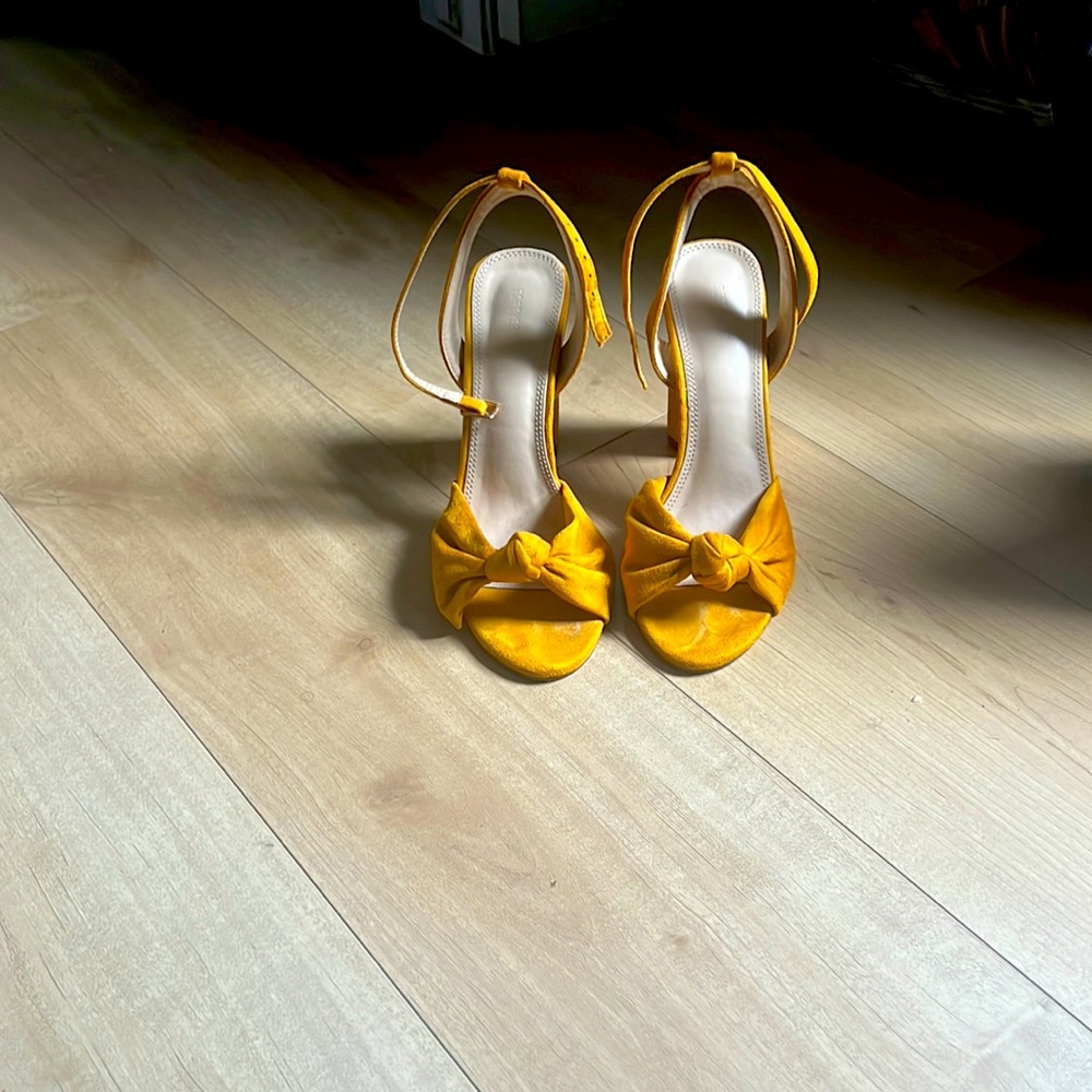 Suede sandals